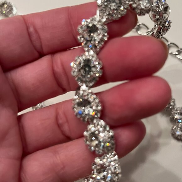 Sparkling Rhinestone Chain Belt – Adjustable Silver Statement Accessory ✨ - Picture 9 of 16